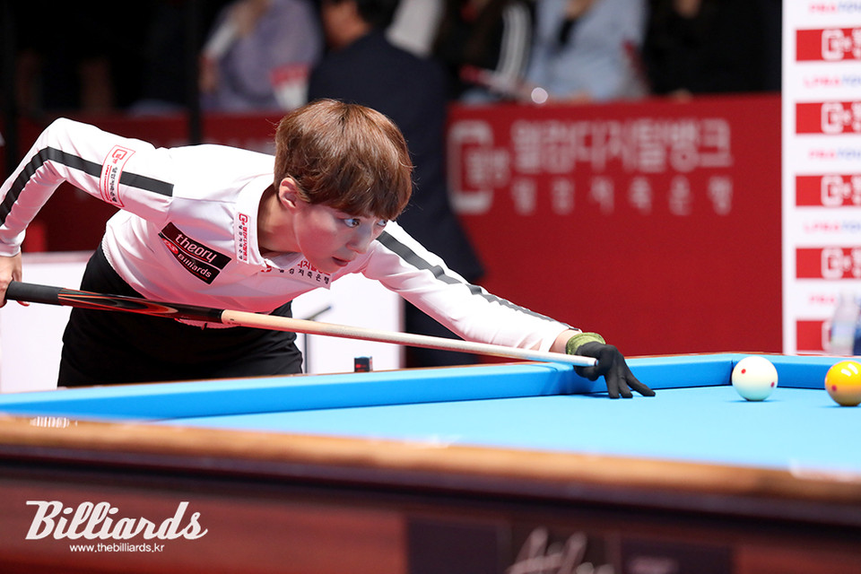 임정숙은 2세트까지 상대방 하야시 나미코를 압도하며 2-0으로 리드했다. 사진=이용휘 기자