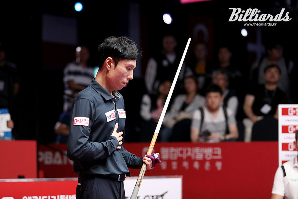 '전북의 자존심' 최원준(41)이 웰컴저축은행 웰뱅 PBA 챔피언십 결승전에 진출했다. 최원준은 30일 오후 3시 30분에 열린 준결승전에서 스페인의 다비드 마르티네스를 세트스코어 3-1로 꺾었다.   사진=김주석 기자