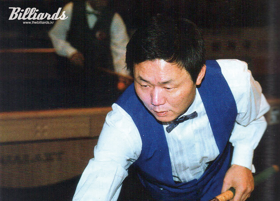 99년 3월 보스턴에서 개최된 ‘캐롬코너’ 투어 2차 대회에서 우승을 차지한 이상천.  빌리어즈 자료사진