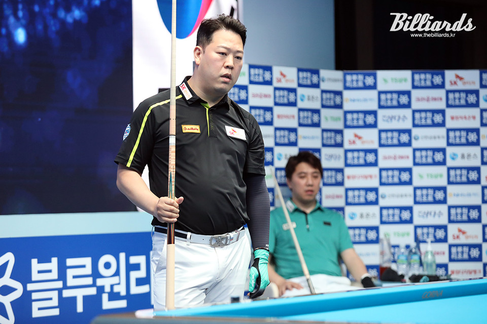 '헐크' 강동궁은 8강에서 김종원을 누르고 준결승에 올라 서현민과 결승 진출을 다툰다.   사진=이용휘 기자