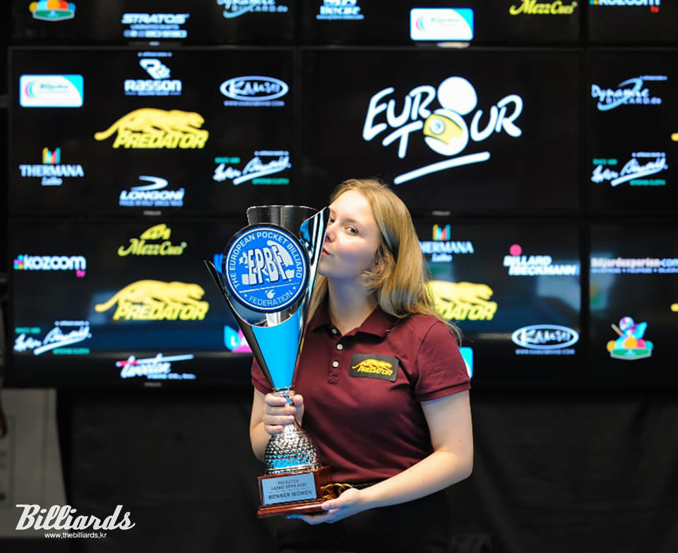 극적인 우승을 차지하며 유로투어 여자 랭킹 1위에 복귀한 러시아의 크리스티나 트카흐.  사진=EPBF 제공