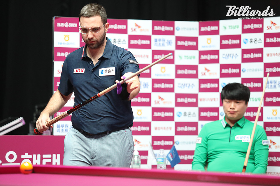 1, 2세트를 선취했던 팔라존은 3, 4세트를 빼앗겨 2-2 동점을 허용했다.  사진=이용휘 기자