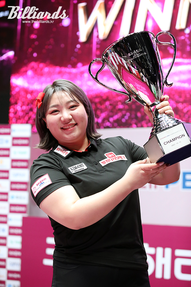 '최연소 LPBA 챔피언' 김예은(22)이 투어 두 번째 우승을 차지했다.  사진=이용휘 기자