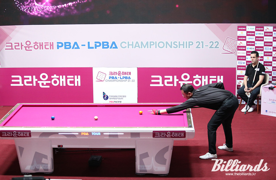 다비드 자파타와 김영섭의 준결승전.  사진=김민영 기자