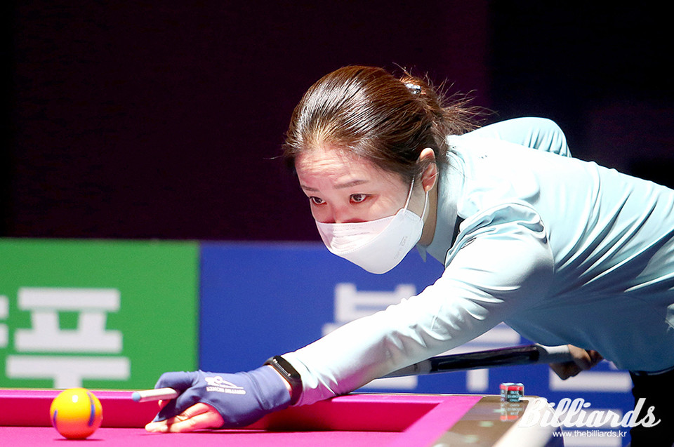 열한 번째 투어 만에 4강에 오른 김갑선.  사진=프로당구협회 제공