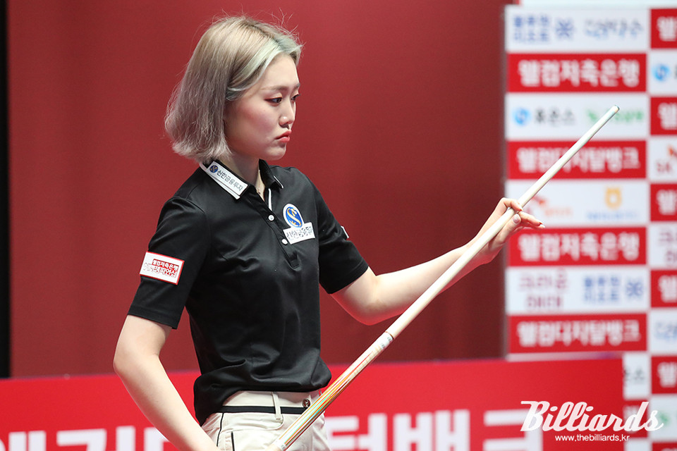 1세트를 무려 11:0으로 승리한 김보미가 마지막 5세트에서 무너지며 결승 진출에 실패했다.  사진=고양/김민영 기자