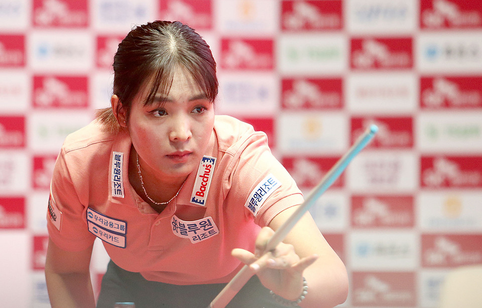 'SK렌터카 LPBA 월드챔피언십' 예선 리그전에서 어렵게 살아남은 스롱 피아비(블루원리조트).