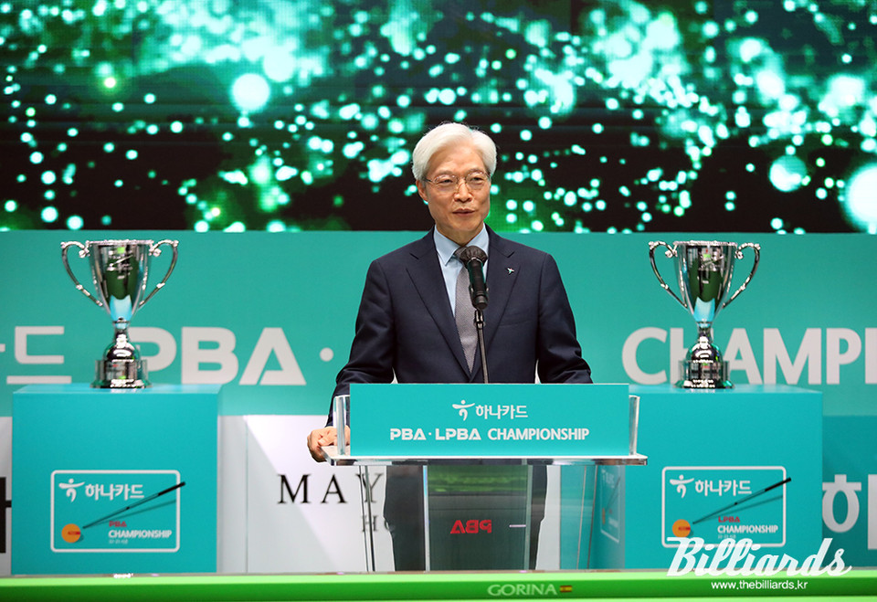 개회식에서 환영사를 하는 하나카드 권길주 대표이사.  사진=김민영 기자