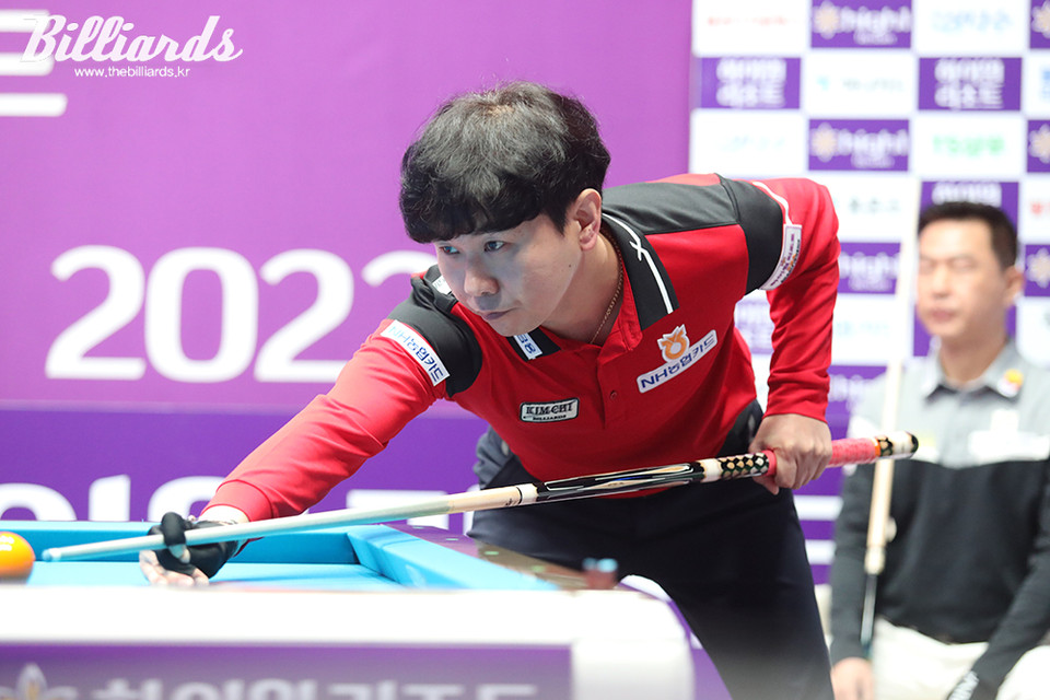 팀 동료 마민깜과 4강 대결을 벌인 김현우는 세트스코어 1-4로 패해 이번 투어를 마감했다.  사진=정선/이용휘 기자