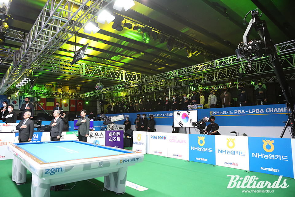 개막식에 참석한 관계자들과 선수들. 사진=고양/이용휘 기자