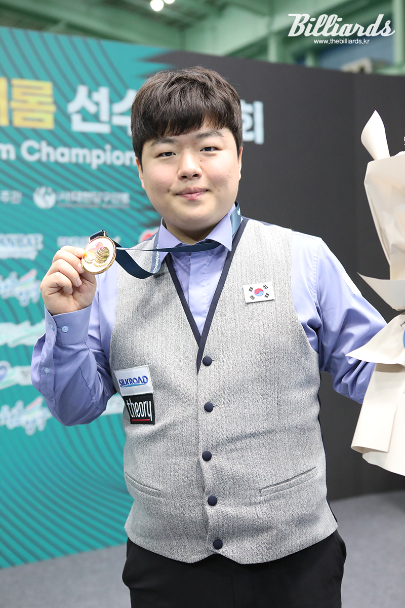 제11회 아시아캐롬당구선수권 3쿠션 남자부 우승을 차지한 조명우(실크로드시앤티-서울시청).  사진=양구/이용휘 기자