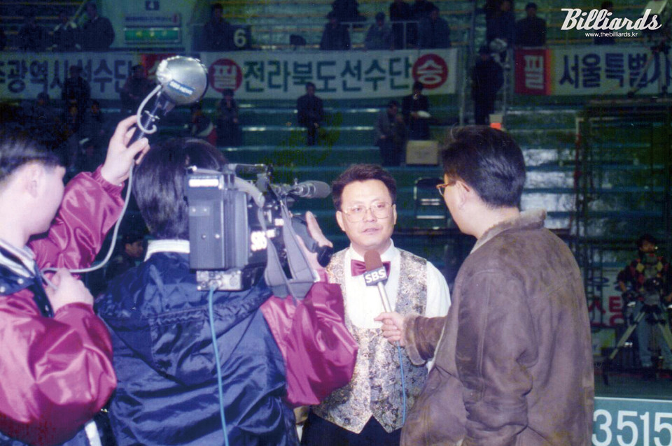SBS와 인터뷰하는 우승자 김무순. 빌리어즈 자료사진