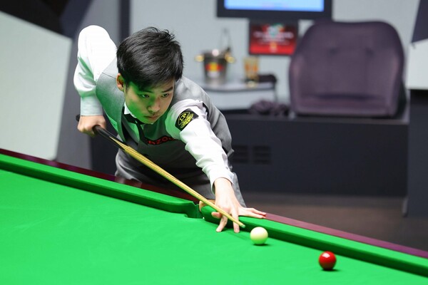 영국 프로스투커 월드챔피언십 최연소 4강 진출을 달성한 스지아후이(중국).  사진=WST 제공