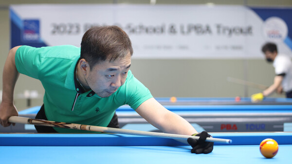 큐스쿨 마지막 날 극적으로 1부행에 성공한 엄상필(블루원리조트).   사진=PBA 제공