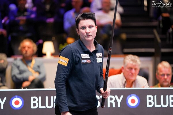 전 세계 여자 3쿠션 선수 중에서 하이런을 가장 많이 친 테레사 클롬펜하우어.  사진=Ton Smilde