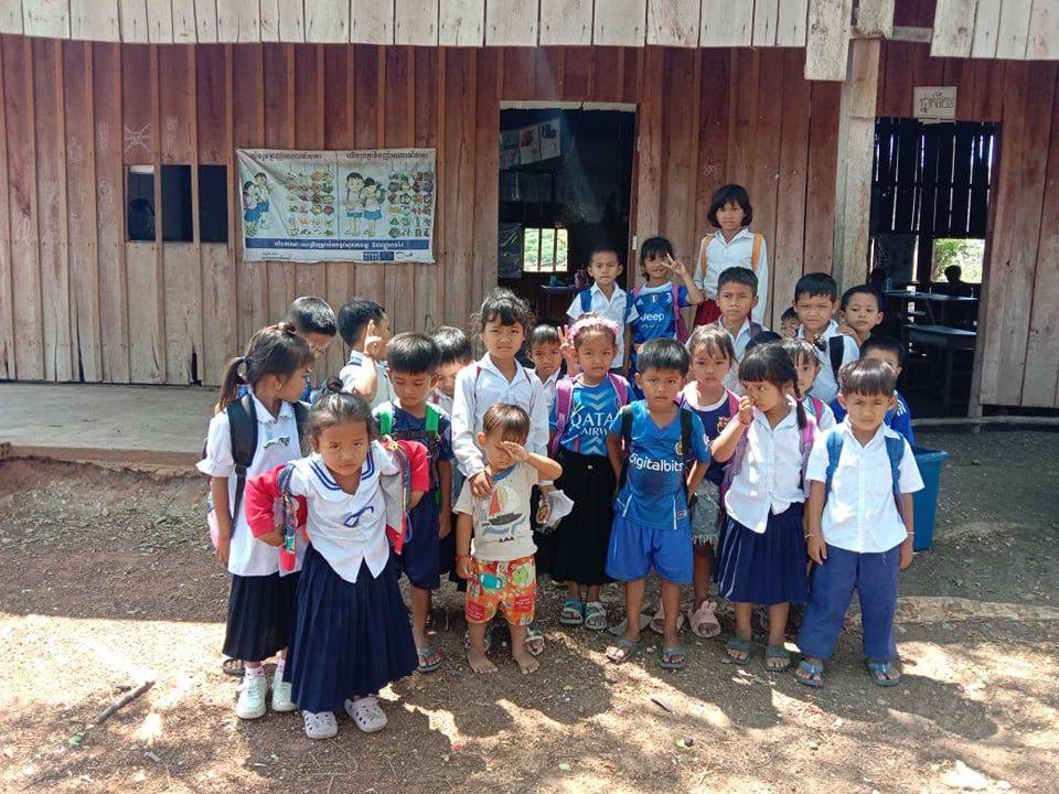 캄보디아의 완공된 학교에 아이들이 등교하기 시작했다. 사진=스롱 피아비 제공