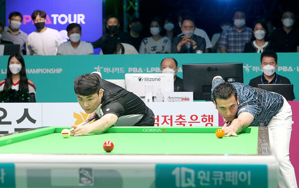 다비드 사파나와 운명처럼 이어진 승부. 이상대는 지난 2021-22시즌 개막전 16강과 2022-23시즌 개막전 8강, 그리고 2차 투어 결승전에서 사파타와 대결했다. 모두 이상대가 슬럼프에서 벗어나는 결정적인 순간이었다.   사진=PBA 제공