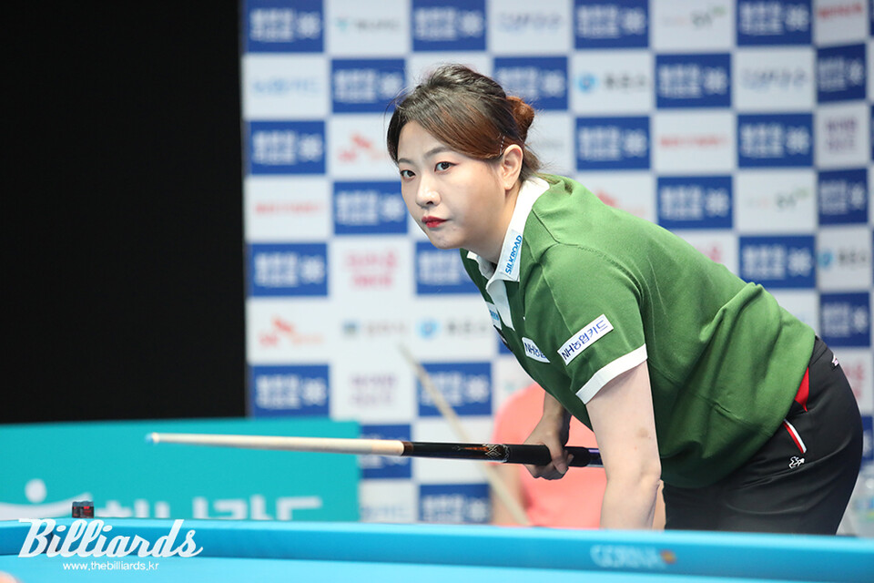 오수정을 꺾고 두 번째 결승에 오른 김민아. 사진=이용휘 기자