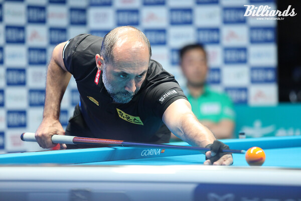 프로당구(PBA) 투어 23-24시즌 이번 개막전에서 데뷔한 세미 사이그너(휴온스)가 16강전을 승리하고 8강에 진출했다.  사진=이용휘 기자