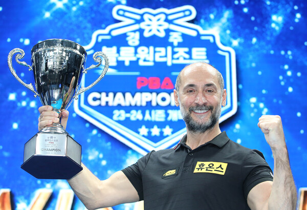 '데뷔전 우승' 대기록을 세운 세미 사이그너(휴온스).   사진=PBA 제공