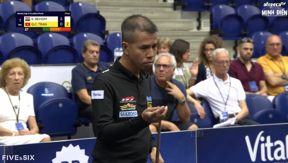 동시시청자 수 2만 명을 넘긴 베트남의 개인방송 BJ민딘 채널의 결승전 중계 장면.   사진=아프리카TV 앱 캡처