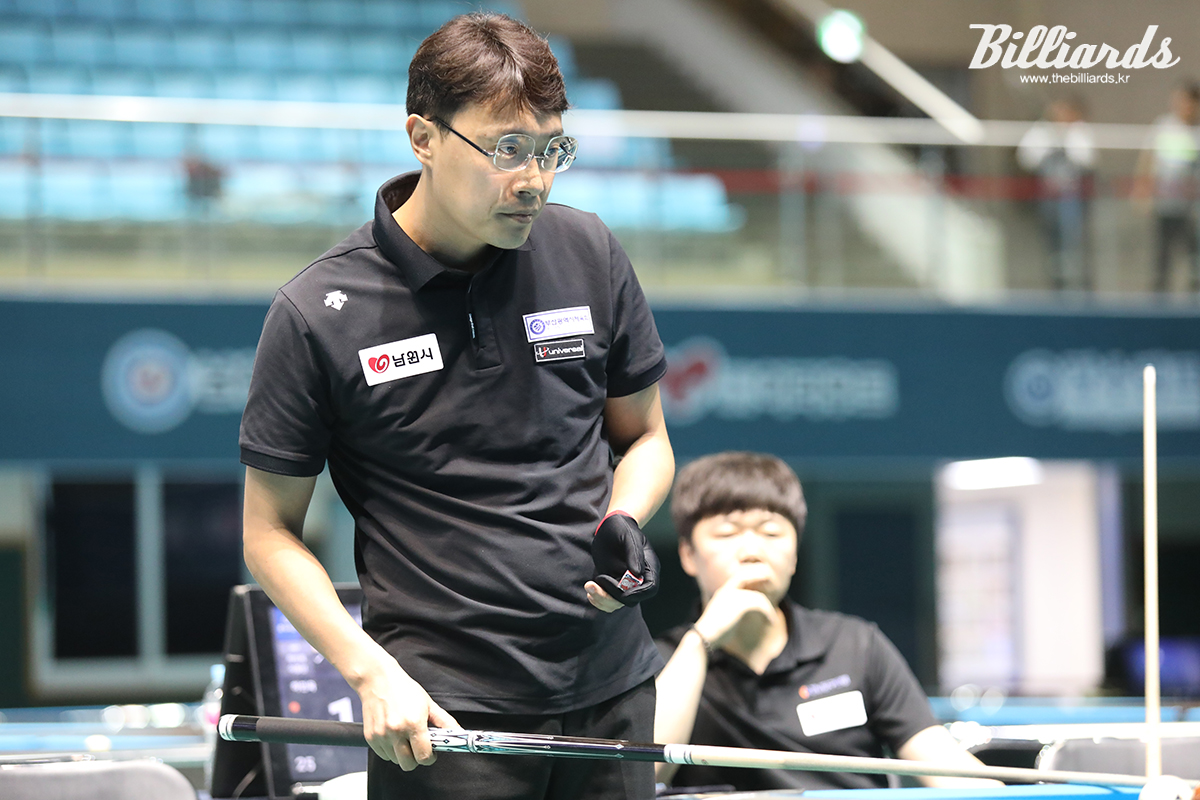 이종민을 꺾고 포켓10볼 남자부 우승을 차지한 하민욱. 사진=남원/이용휘 기자
