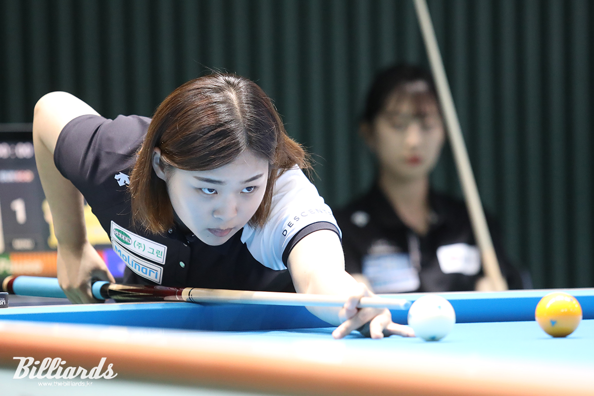 '남원전국당구선수권대회' 캐롬 여자부 결승전에서 최봄이를 꺾고 우승을 차지한 김하은. 사진=남원/이용휘 기자