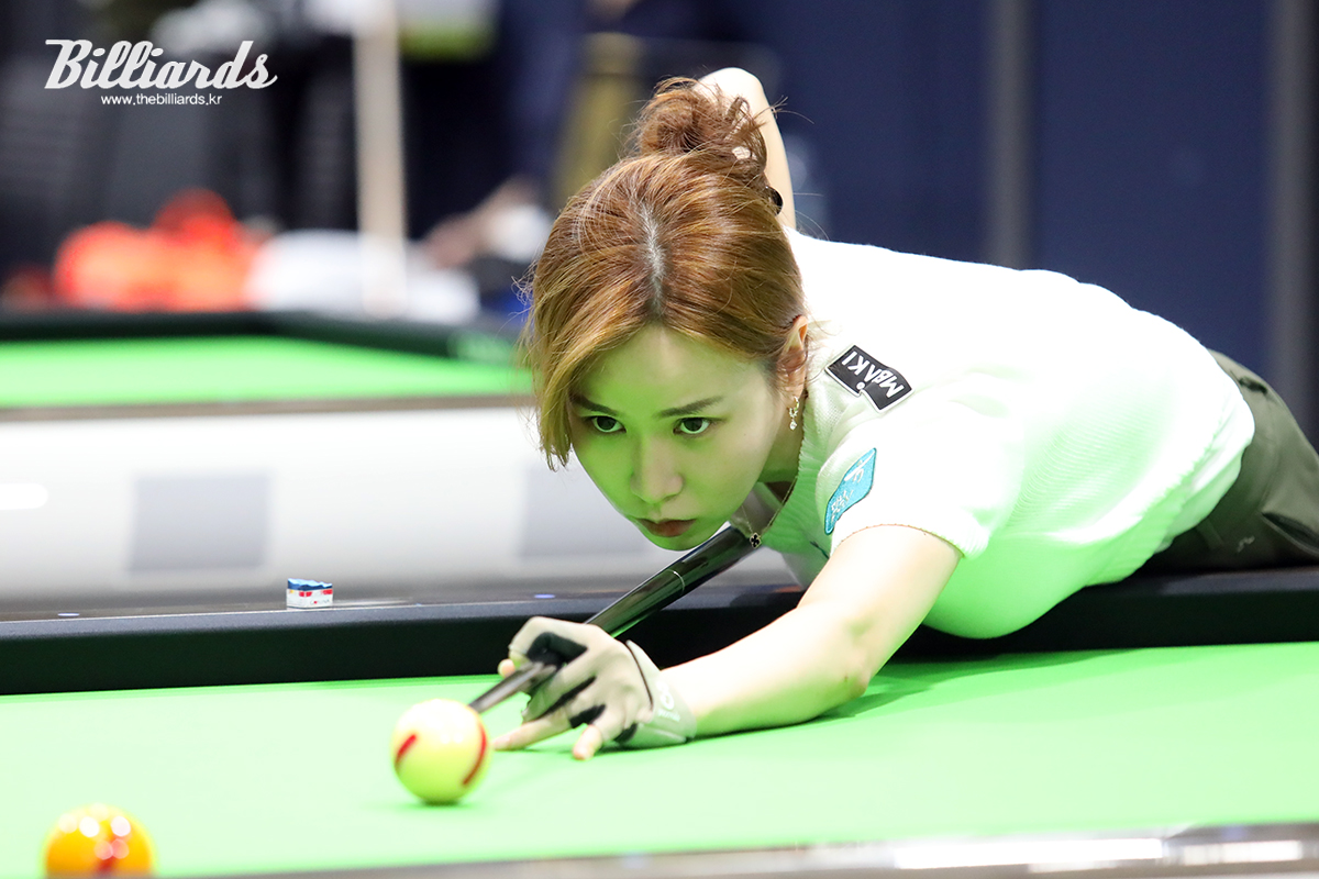 3차 투어 '하나카드 LPBA 챔피언십' 64강에서 애버리지 1.389로 승리한 김진아(하나카드).  사진=고양/김민영 기자