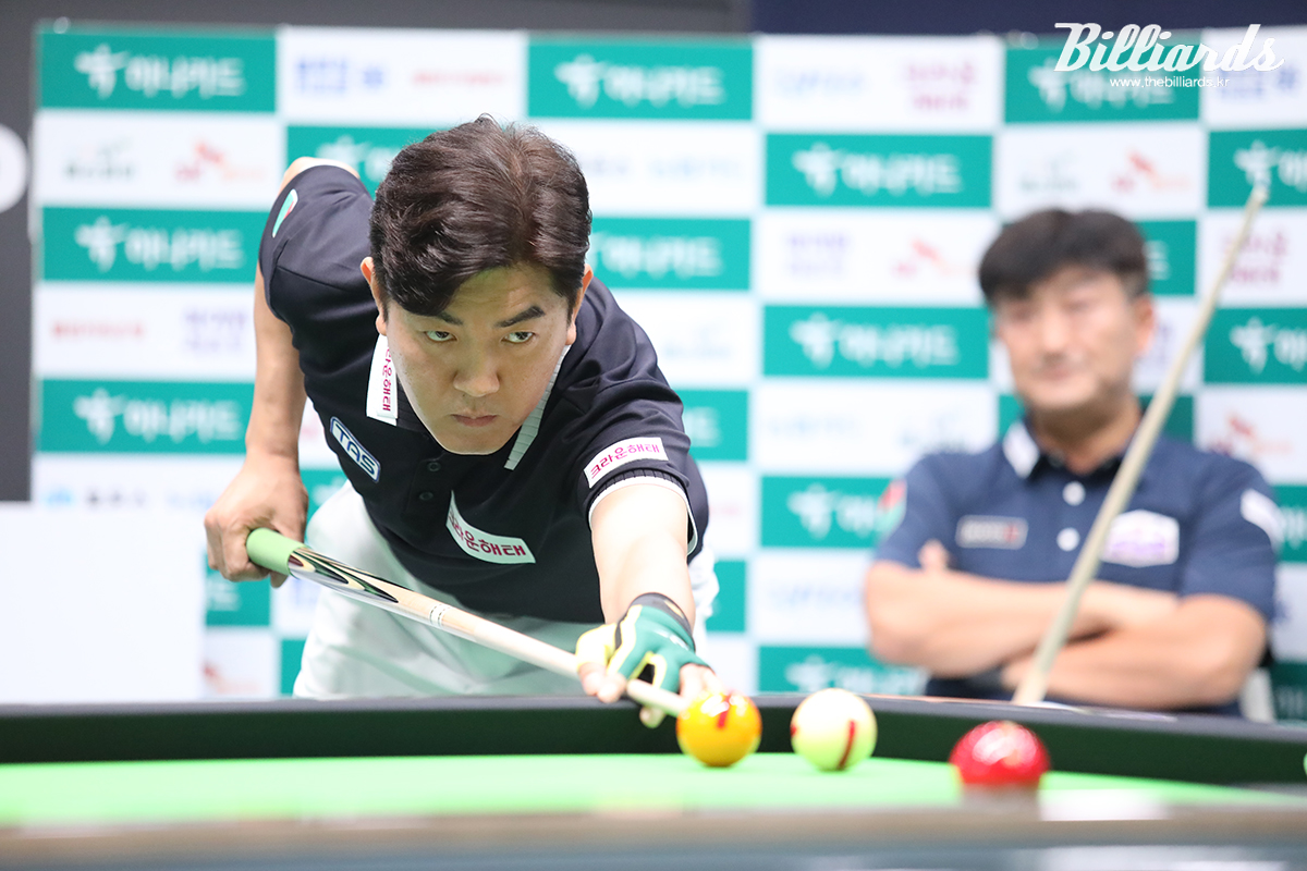 '킹스맨' 김재근(크라운해태)은 이충복을 꺾고 64강에 진출했다.  사진=고양/이용휘 기자