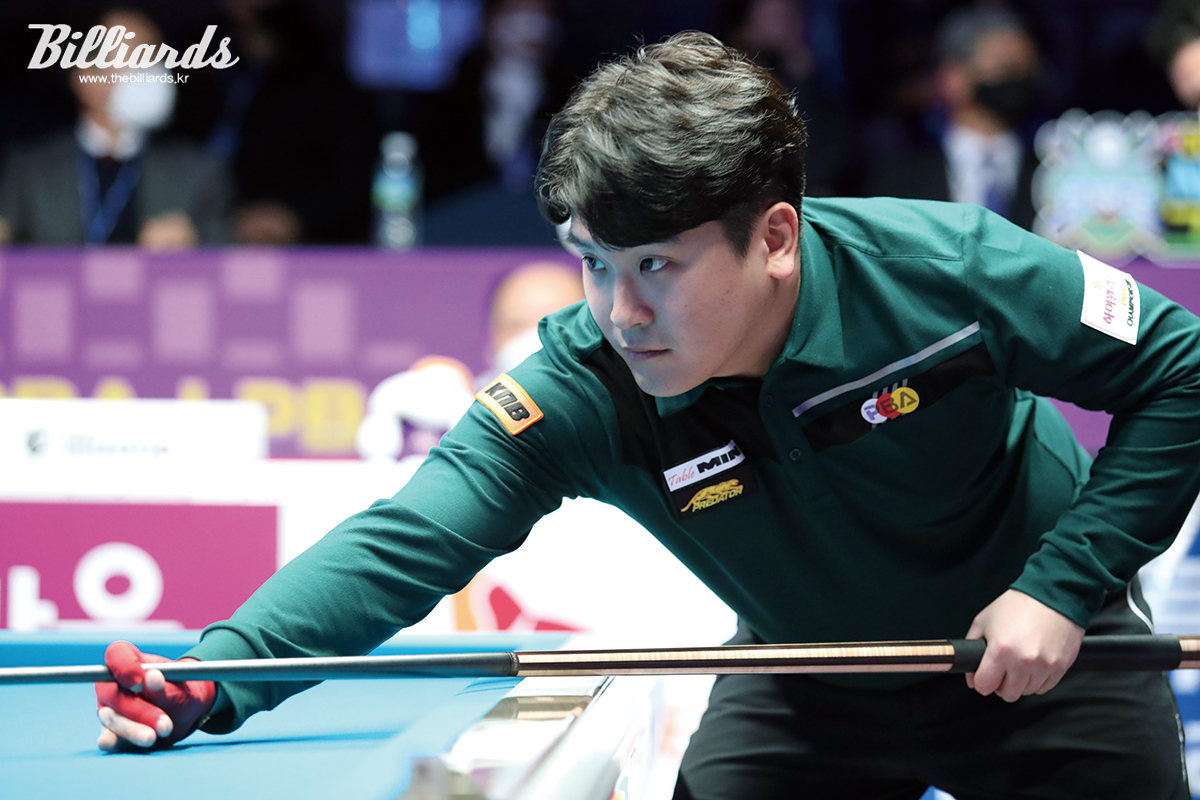 '하나카드 PBA 챔피언십' 128강전을 승부치기로 통과한 오태준(크라운해태).  빌리어즈 자료사진