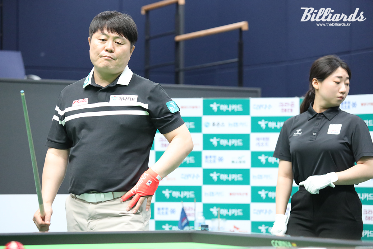 '보미 아빠' 김병호(하나카드)가 프로당구 3차 투어 '하나카드 PBA 챔피언십' 64강전에서 다비드 사파타(블루원리조트)와 두 번의 승부치기 끝에 5:6으로 아쉽게 패했다.   사진=고양/이용휘 기자