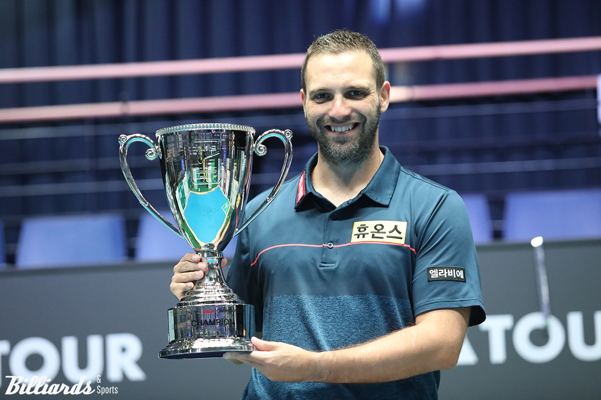 지난 2021년 1월에 프로 첫 우승트로피를 들어올린 팔라존은 이날 개인통산 두 번째 우승트로피를 차지했다.   사진=고양/이용휘 기자