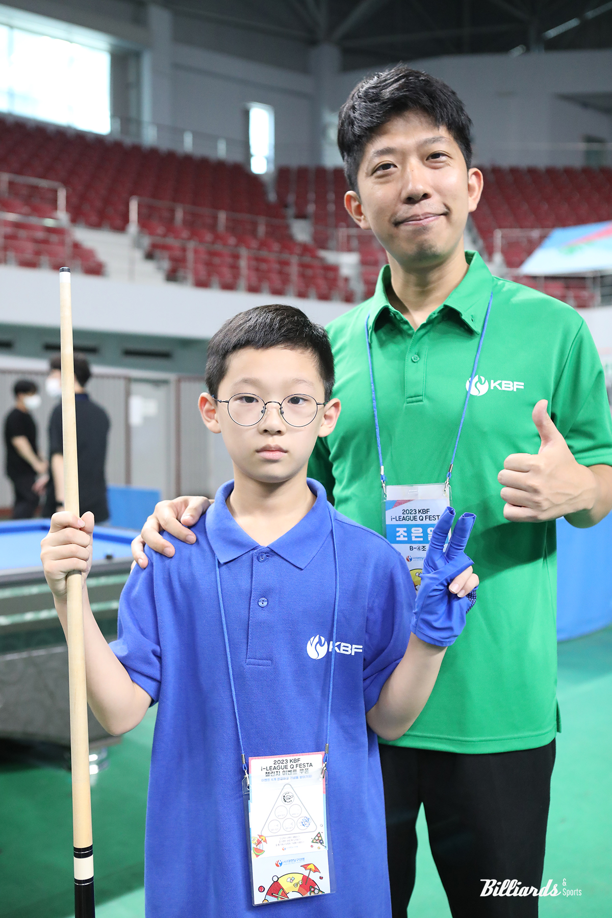 아빠 조은일 씨와 당구가 좋아서 인터뷰도 마다한 아들 조하랑. 사진=천안/이용휘 기자
