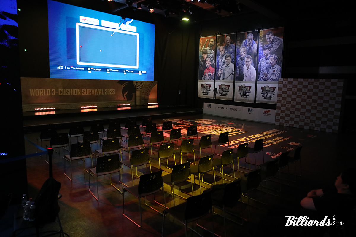 대회장 안에 마련된 관람석에서는 대형 스크린을 통해 경기를 관람할 수 있다. 사진=잠실/김민영 기자