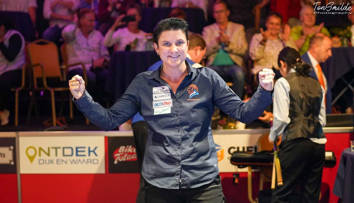 '여자 3쿠션 세계챔피언' 테레사 클롬펜하우어(네덜란드)가 오는 9월 12일부터 14일까지 튀르키예 앙카라에서 열리는 '제11회 세계여자3쿠션선수권대회'에서 히다 오리에(SK렌터카)의 6승에 도전한다.