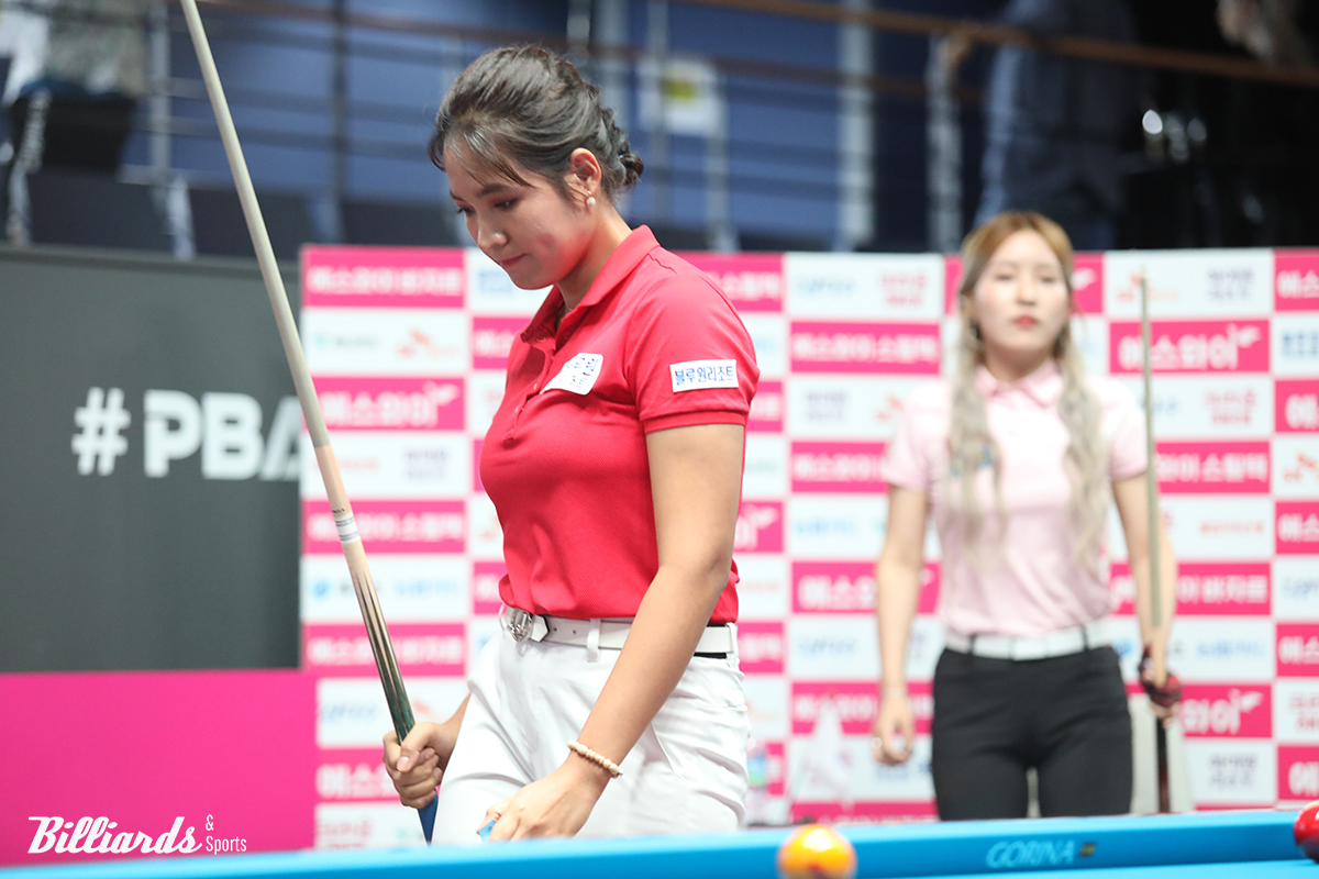 스롱은 1세트를 5이닝 만에 승리했으나 2세트와 3세트를 빼앗기며 32강에서 대회를 마감했다.