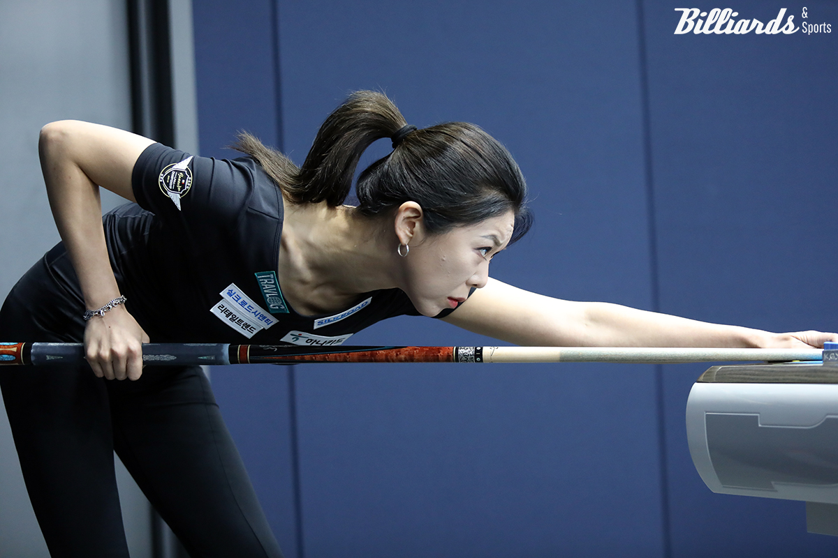 김가영은 16강전에서 강지은을 세트스코어 2-0으로 꺾고 이번 시즌 세 번째 8강전을 치르게 됐다.