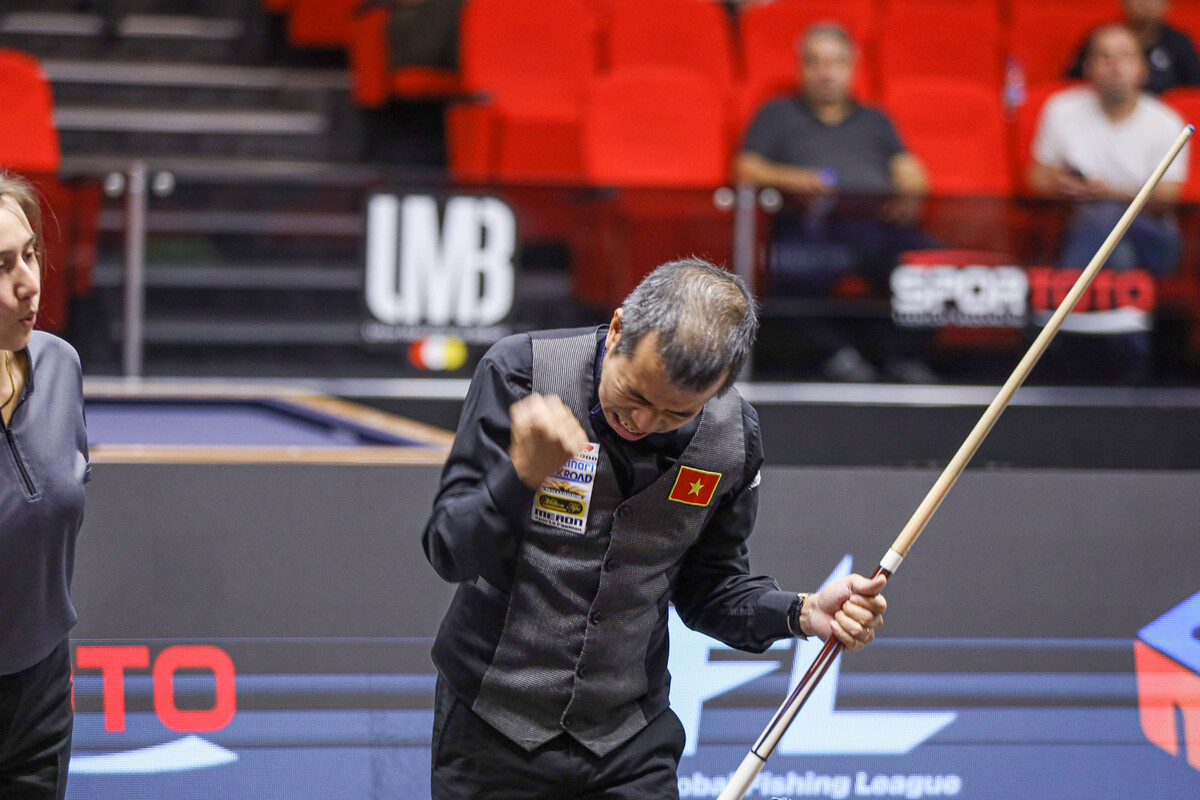 매치포인트를 득점하고 기뻐하는 쩐뀌엣찌엔(베트남). 