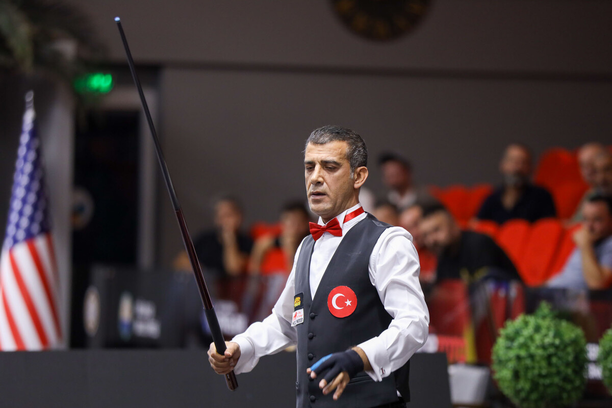 마지막 기회를 살라지 못하고 아쉽게 패한 타이푼 타슈데미르(튀르키예).