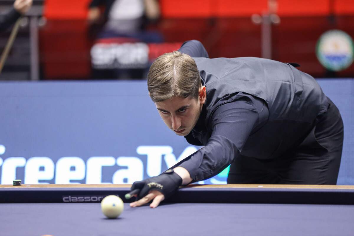 오명규와 8강에서 맞붙는 곤살로 산투스(포르투갈).