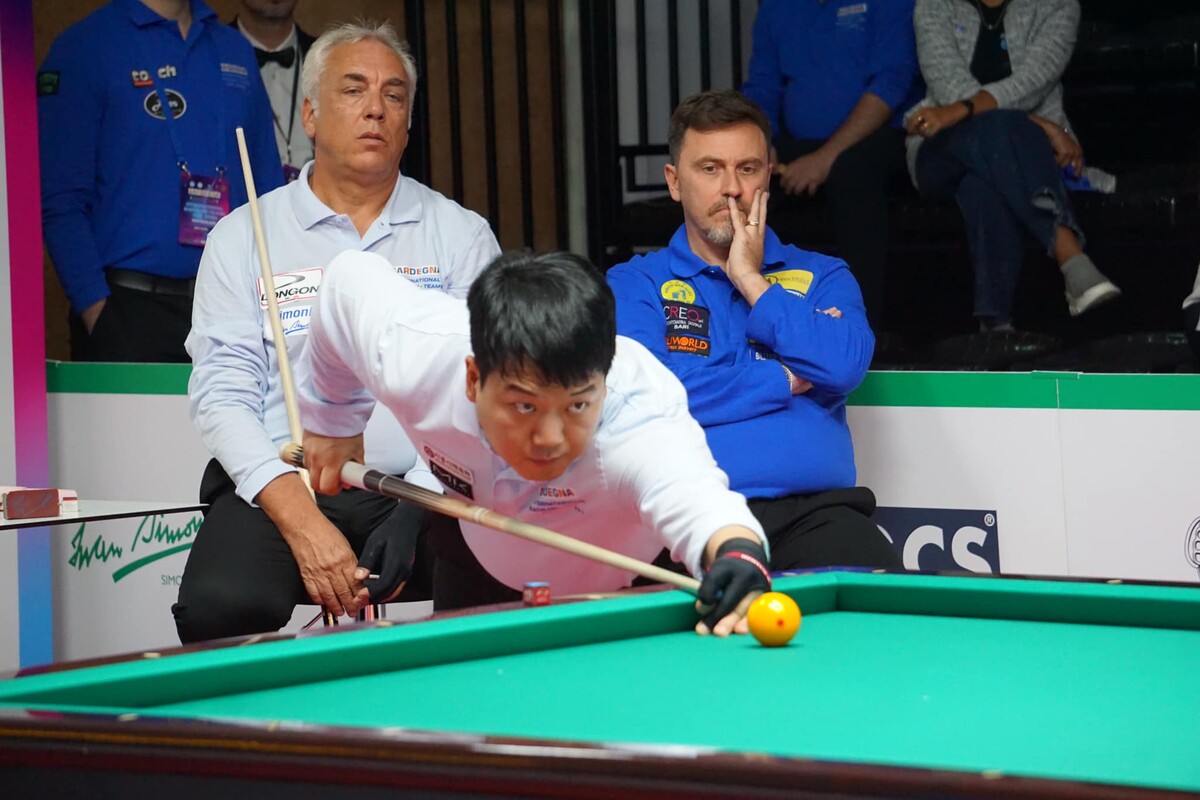 자네티 팀과 경기하는 한국의 김주영.  