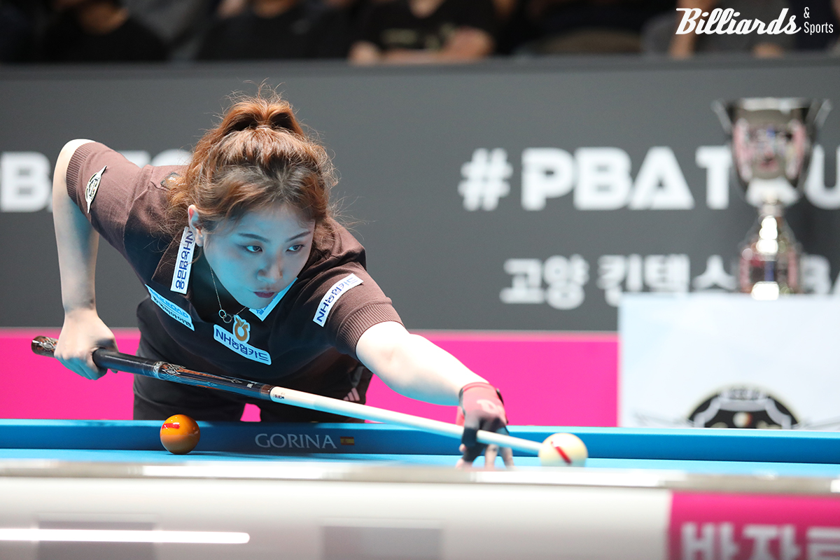 김민아는 김가영(하나카드)과 백민주(크라운해태) 등 경쟁자들을 제치고 새로운 'LPBA 여왕'의 자리를 넘보고 있다.