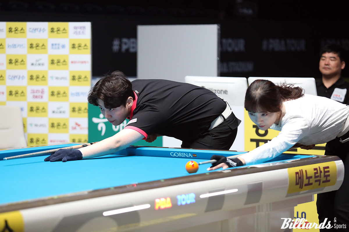 결승전 뱅킹 장면.