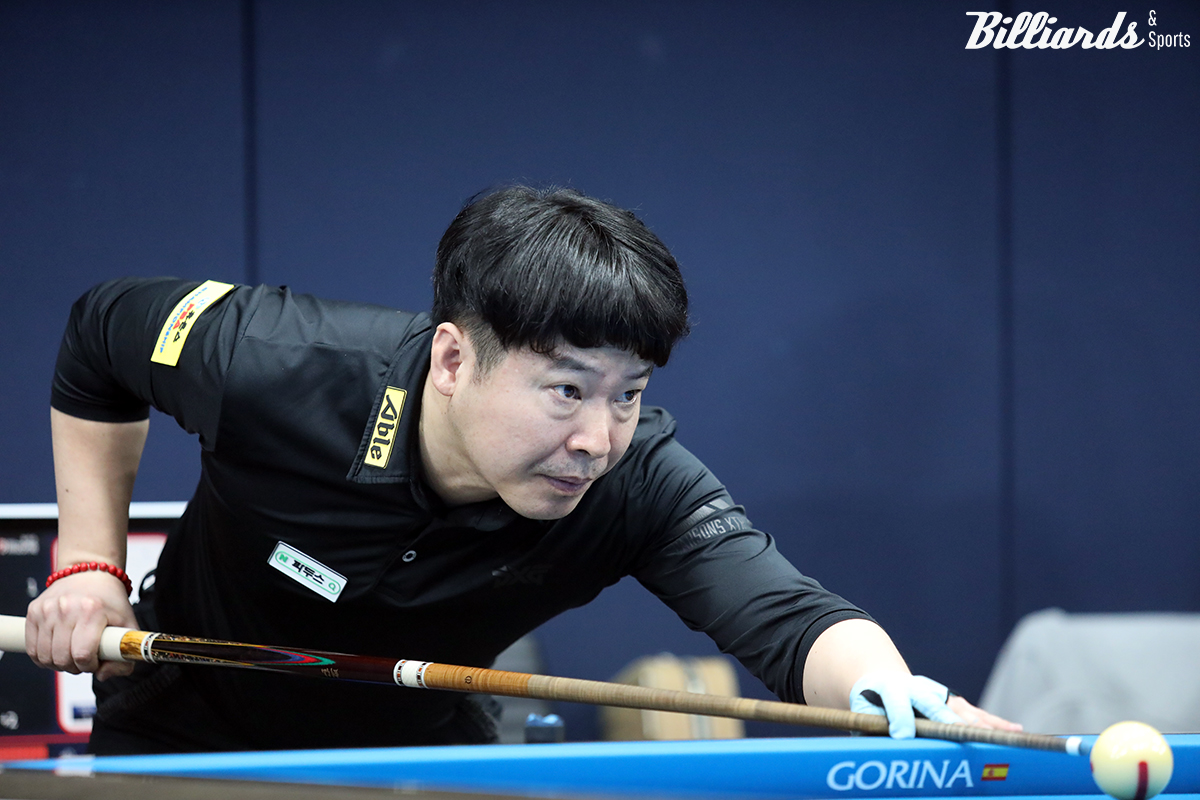 16강에서 최성원과 8강행을 다투는 강승용.