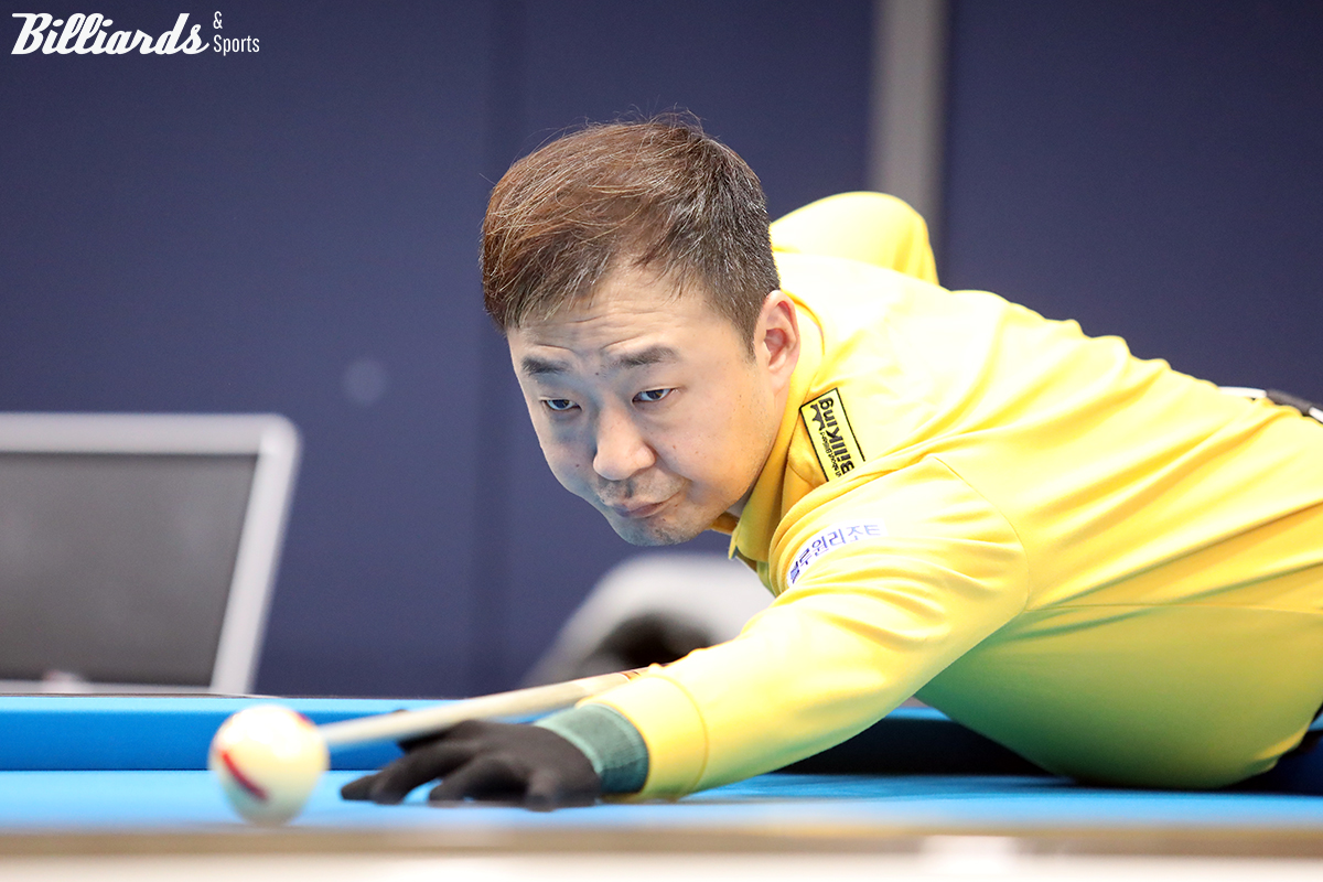 엄상필은 16강전에서 사이그너를 상대로 뱅크 샷 7개 포함 하이런 9점과 장타율 22.2%, 공타율 32.5%로 애버리지 2.107의 활약을 펼쳐 2년 10개월여 만에 8강 진출을 달성했다.