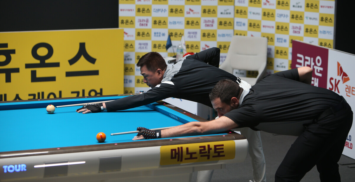 8강전 뱅킹 장면.