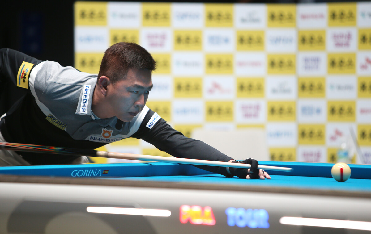 마민깜은 팔라존의 장타력에 밀려 8강에서 탈락했다.