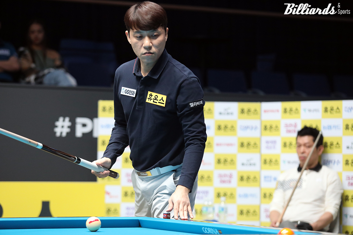 이상용은 30일 오후 2시에 시작하는 준결승전에서 최성원(휴온스)과 사상 첫 결승 진출을 놓고 격돌한다.