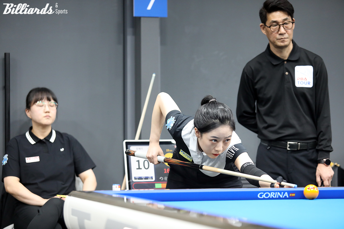 김보민은 시원시원한 스트로크를 앞세워 어려운 대회전을 연달아 성공시키며 강호 장혜리를 꺾고 첫 32강 진출을 달성했다.