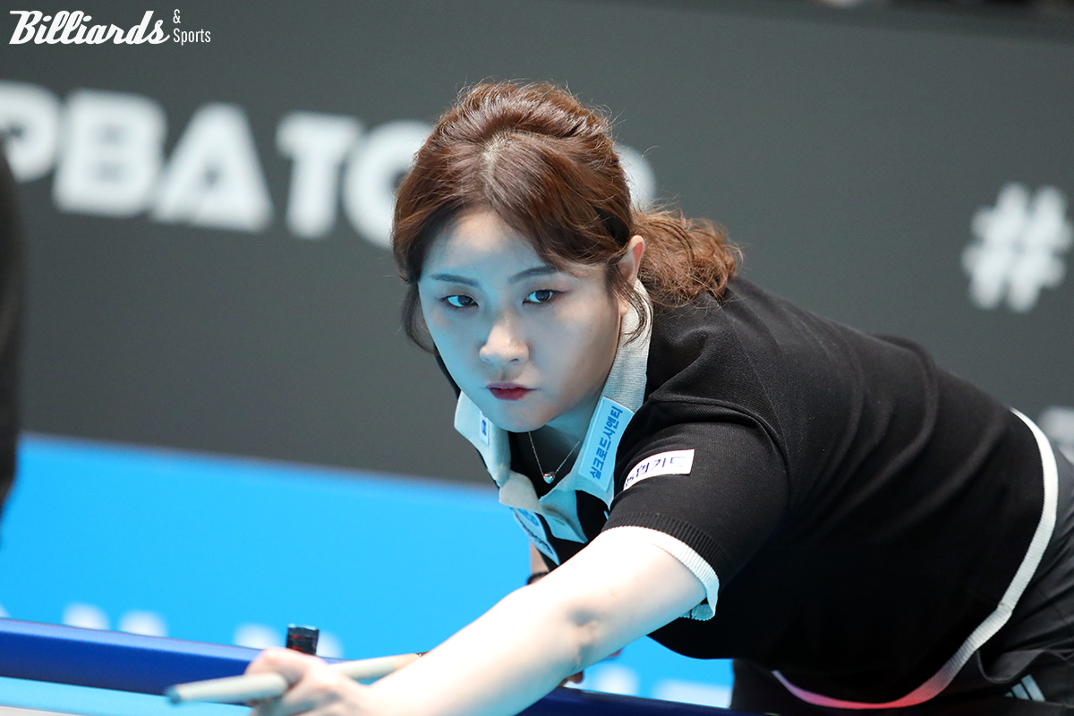 김민아는 5차 투어 '휴온스 챔피언십' 64강 탈락에 이어 이번 6차 투어도 32강에서 도전을 마쳤다.